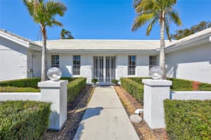 6851 COUNTRY LAKES CIRCLE, SARASOTA, FL 34243 Sold 04/25/25