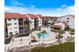 1604 Stickney Point Rd #102, SARASOTA