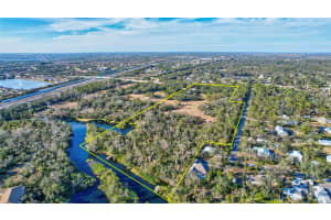 8330 LINGER LODGE ROAD, BRADENTON, FL 34202 - MLS#MFRA4638209