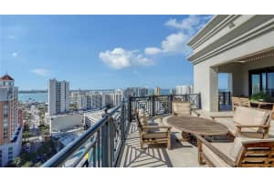 50 CENTRAL AVENUE, SARASOTA, FL 34236 Sold 06/18/25