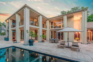 601 WESTON POINTE COURT, LONGBOAT KEY, FL 34228 Sold 04/28/25