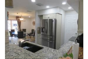 1024 TARA VISTA DRIVE, SARASOTA, FL 34232 - MLS#MFRA4638275