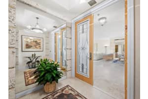 415 L AMBIANCE DRIVE, LONGBOAT KEY, FL 34228 Sold 05/27/25
