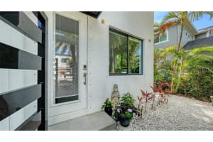 2434 WOOD STREET, SARASOTA, FL 34237 Sold 06/18/25
