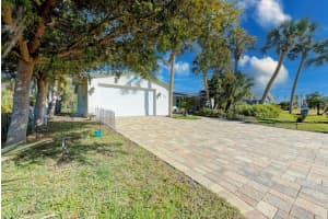309 SOUTH DRIVE, NOKOMIS, FL 34275 Sold 07/17/25