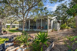 7536 MIDNIGHT PASS ROAD, SARASOTA, FL 34242 Sold 04/11/25