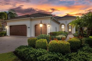 15608 LEVEN LINKS PLACE, LAKEWOOD RANCH, FL 34202 Sold 07/01/25
