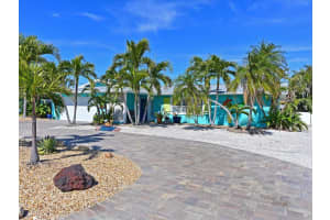 10404 SANDPIPER ROAD, BRADENTON, FL 34209 Sold 03/28/25