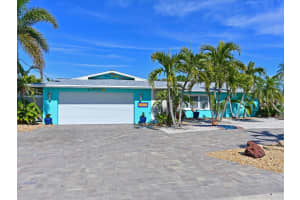 10404 SANDPIPER ROAD, BRADENTON, FL 34209 Sold 03/28/25