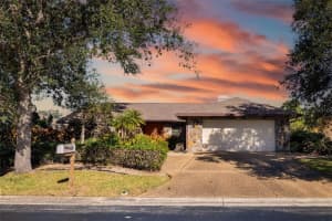 917 DORAL LANE, VENICE, FL 34293 Sold 04/07/25