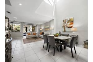 1922 HARBOURSIDE DRIVE, LONGBOAT KEY, FL 34228 Sold 04/07/25