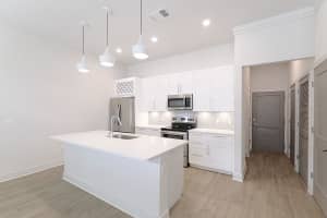 1420 LAKEFRONT DRIVE, SARASOTA, FL 34240 - MLS#MFRA4638388