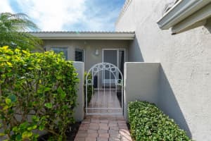 3455 BYRON LANE, LONGBOAT KEY, FL 34228 Sold 03/03/25