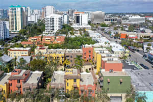 1529 OAK STREET, SARASOTA, FL 34236 Sold 04/14/25