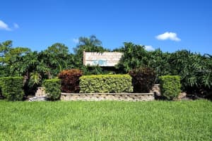6118 29TH AVENUE, BRADENTON, FL 34209 Sold 03/21/25