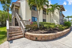 6202 MIDNIGHT PASS ROAD, SARASOTA, FL 34242 Sold 04/09/25