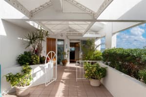 380 GULF OF MEXICO DRIVE, LONGBOAT KEY, FL 34228 Sold 06/12/25