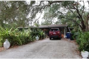 2311 ROSELAWN CIRCLE, SARASOTA, FL 34231 Sold 05/15/25