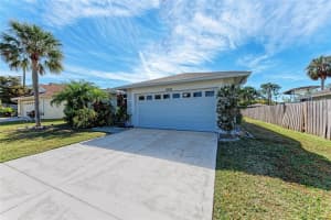 4410 70TH DRIVE, SARASOTA, FL 34243 - MLS#MFRA4638529