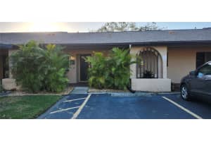 2808 60TH AVENUE, BRADENTON, FL 34207 Sold 05/09/25