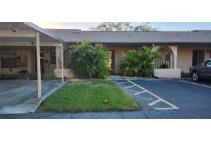 2808 60TH AVENUE, BRADENTON, FL 34207 Sold 05/09/25