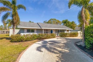 2329 OUTER DRIVE, SARASOTA, FL 34231 Sold 04/15/25