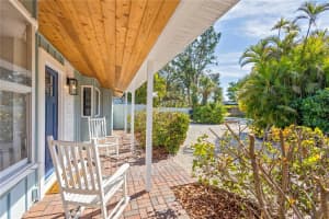 2329 OUTER DRIVE, SARASOTA, FL 34231 Sold 04/15/25