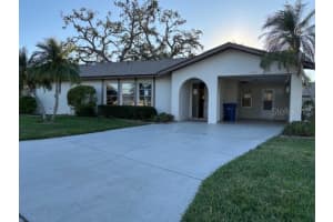 1546 GRAND BOULEVARD, SARASOTA, FL 34232 Sold 08/29/25