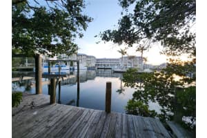 511 56TH STREET, HOLMES BEACH, FL 34217 Sold 03/07/25