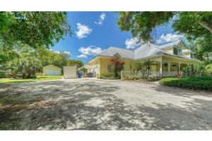 4946 HUBNER CIR CIRCLE, SARASOTA, FLORIDA AREA, FL 34241 Sold 04/24/25