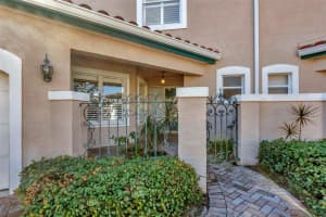 1719 STARLING DRIVE, SARASOTA, FL 34231 - MLS#MFRA4638656