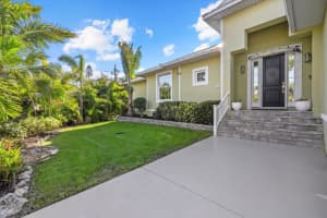 2500 JAMAICA STREET, SARASOTA, FL 34231 - MLS#MFRA4638686