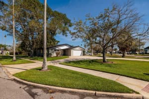 5500 BAYOU GRANDE BOULEVARD, ST PETERSBURG, FL 33703 - MLS#MFRA4638741