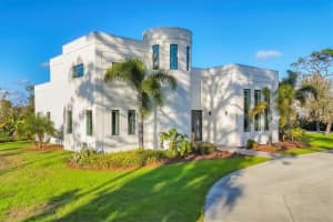6939 BEE RIDGE ROAD, SARASOTA, FL 34241 Sold 03/18/25