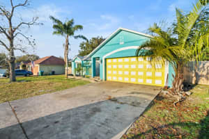 3249 LAKE HELEN OSTEEN ROAD, DELTONA, FL 32738 Sold 03/17/25