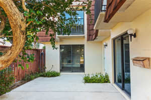 5231 CEDARBEND DRIVE, FORT MYERS, FL 33919 Sold 07/24/25