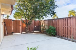5231 CEDARBEND DRIVE, FORT MYERS, FL 33919 Sold 07/24/25