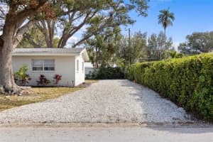 2211 TUTTLE TERRACE, SARASOTA, FL 34239 Sold 04/30/25