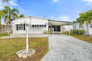 5205 5TH STREET, BRADENTON, FL 34203 - MLS#MFRA4638806