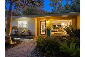 1330 LOCKWOOD RIDGE ROAD, SARASOTA, FL 34237 Sold 07/01/25