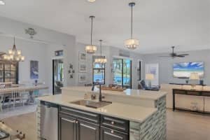 611 DOGWOOD RUN, BRADENTON, FL 34212 Sold 03/31/25