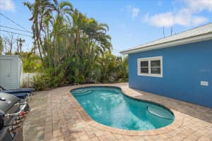 215 75TH STREET, HOLMES BEACH, FL 34217 Sold 05/16/25
