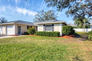 7422 COUNTRY CLUB DRIVE, SARASOTA, FL 34243 Sold 06/19/25