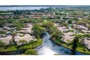 5653 PIPERS WAITE #26, SARASOTA, FL 34235 Sold 04/22/25