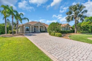 3336 Lakeside Cir, PARRISH