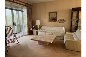 611 CEDARS COURT, LONGBOAT KEY, FL 34228 Sold 04/08/25