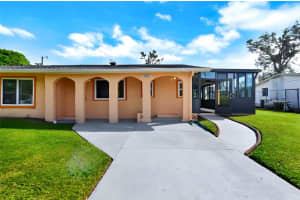 2822 MAPLE AVENUE, SARASOTA, FL 34234 - MLS#MFRA4639156