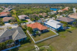 12823 PENGUIN DRIVE, BRADENTON, FL 34212 Sold 04/11/25