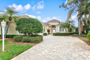 7327 KENSINGTON COURT, UNIVERSITY PARK, FL 34201 Sold 09/10/25