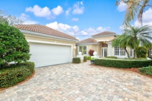 7327 KENSINGTON COURT, UNIVERSITY PARK, FL 34201 Sold 09/10/25